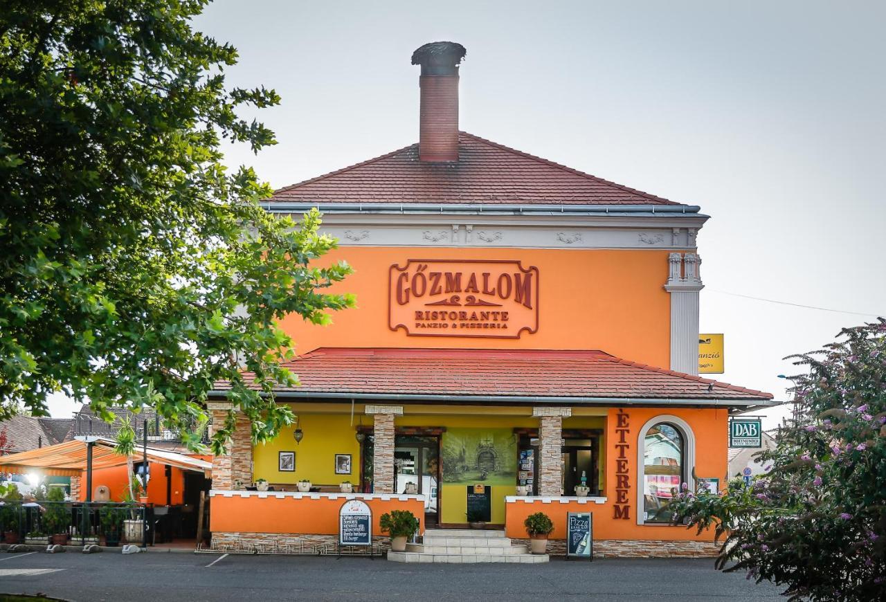 Gozmalom Etterem Es Panzio Bed and Breakfast Körmend Buitenkant foto